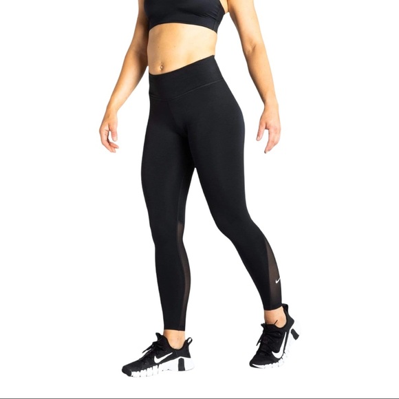 The Nike one legging - Picture 1 of 5
